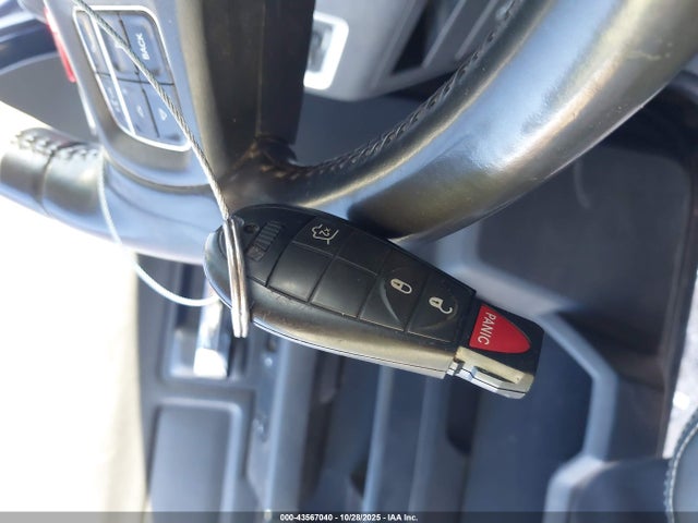 43567040 :رقم المزاد ، 3C6JD6CT9CG237238 vin ، 2012 Ram 1500 R/t مزاد بيع