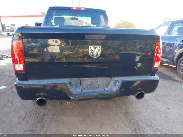 43567040 :رقم المزاد ، 3C6JD6CT9CG237238 vin ، 2012 Ram 1500 R/t مزاد بيع