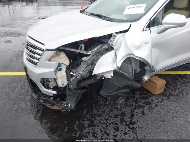 2018 CADILLAC XT5 1GYKNBRS1JZ148224 Photo 5