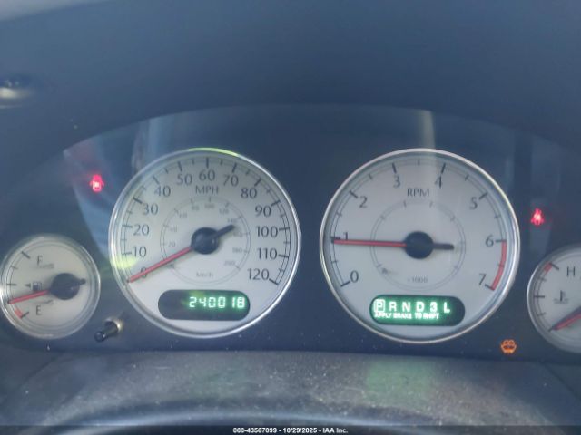 2005 CHRYSLER TOWN & COUNTRY 2C4GP64L45R166472 Photo 6