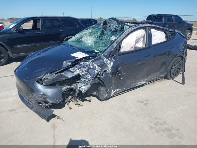 2023 TESLA MODEL Y 7SAYGDEE1PA163262 Photo 1