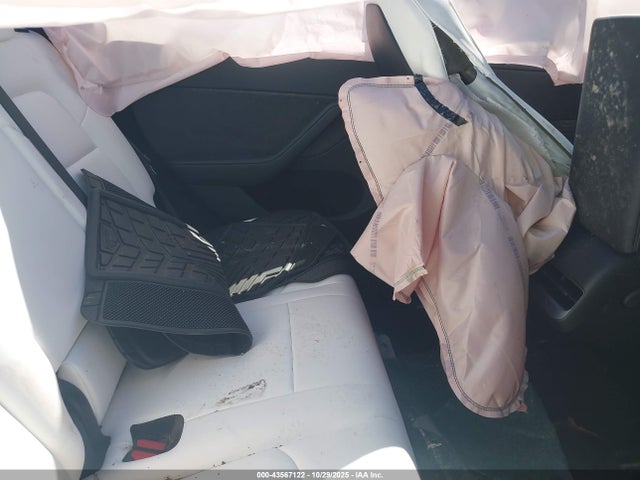 2023 TESLA MODEL Y 7SAYGDEE1PA163262 Photo 7