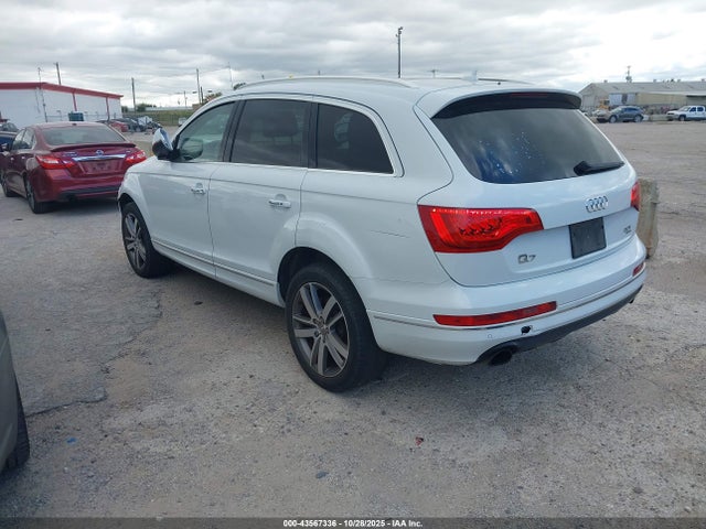 2014 AUDI Q7 WA1LGAFE0ED013407 Photo 2