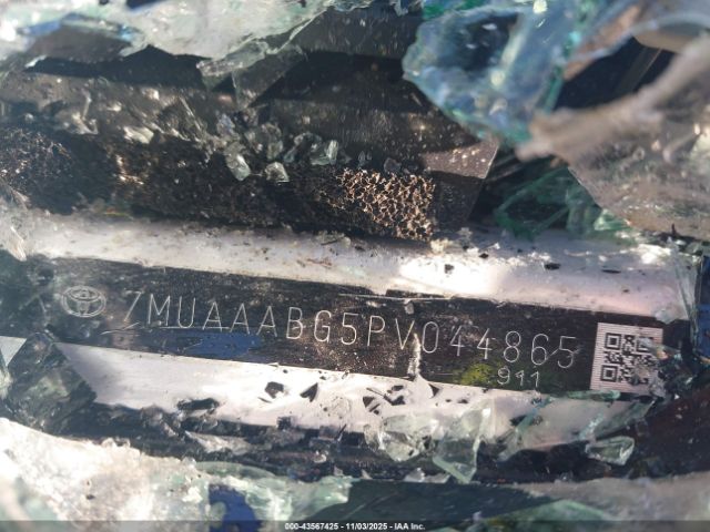 2023 TOYOTA COROLLA CROSS 7MUAAABG5PV044865 Photo 8