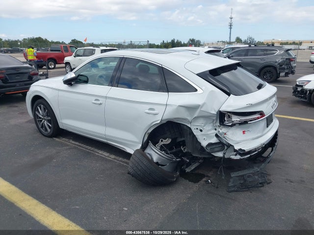 2024 AUDI SQ5 SPORTBACK WA114AFY5R2147745 Photo 2