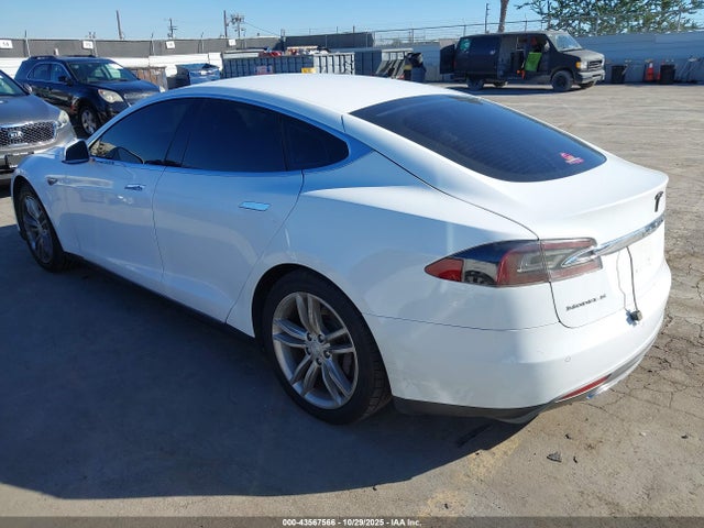 Aukcja sprzedaży 2013 Tesla Model S, vin: 5YJSA1CN3DFP22010, numer aukcji: 43567566