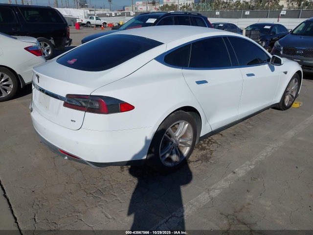 Aukcja sprzedaży 2013 Tesla Model S, vin: 5YJSA1CN3DFP22010, numer aukcji: 43567566