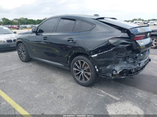2025 BMW X6 5UX33EX09S9Z28314 Photo 2