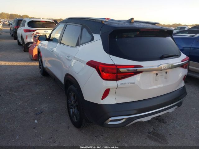 2023 KIA SELTOS KNDEU2AA9P7360706 Photo 2