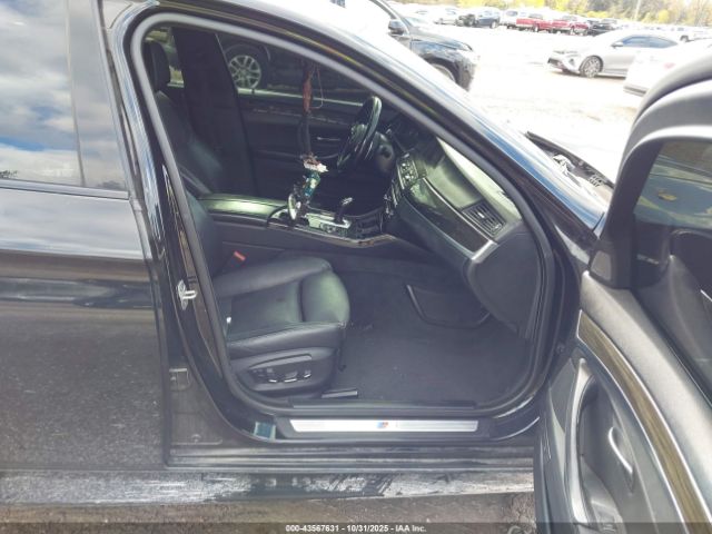 2016 BMW 550I WBAKP9C5XGD980126 Photo 4