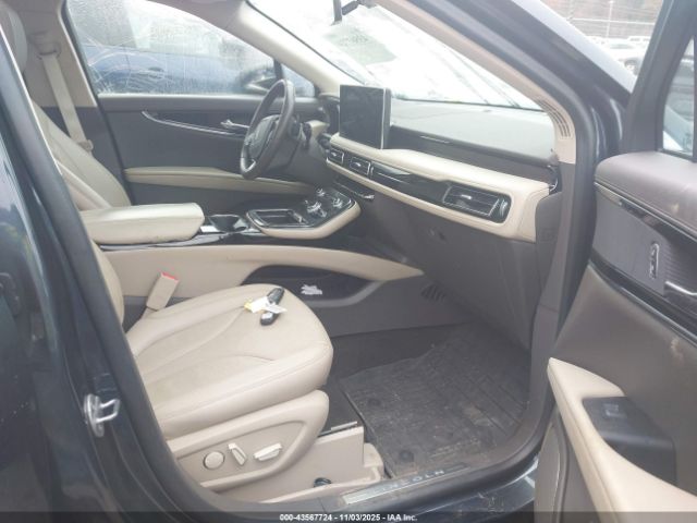 2023 LINCOLN NAUTILUS 2LMPJ8KP0PBL23090 Photo 4