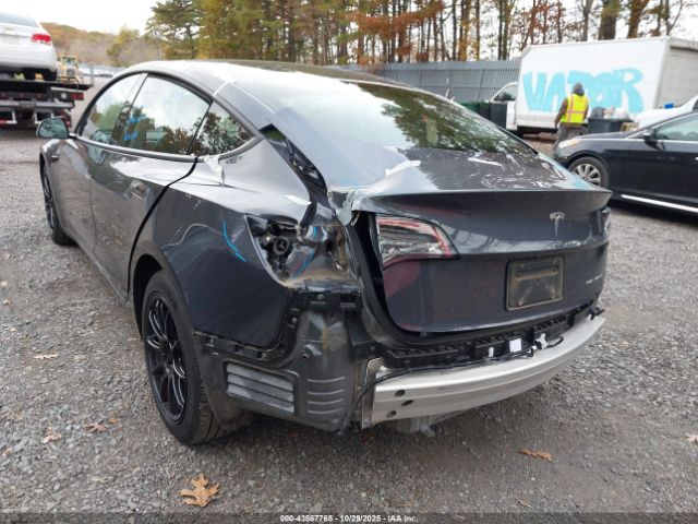 2021 TESLA MODEL 3 5YJ3E1EB7MF965525 Photo 2