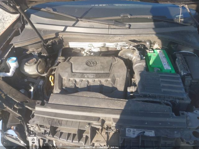 2018 VOLKSWAGEN TIGUAN 3VV3B7AX3JM121276 Photo 9
