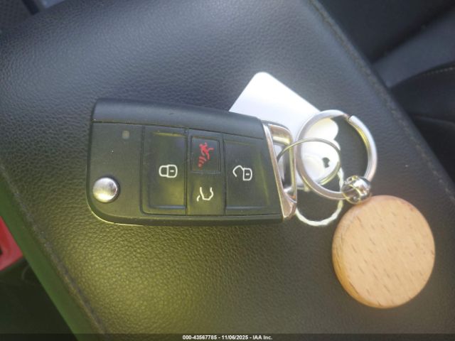 2018 VOLKSWAGEN TIGUAN 3VV3B7AX3JM121276 Photo 10