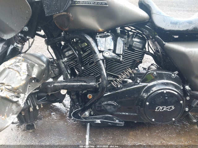 2019 HARLEY-DAVIDSON FLTRXS 1HD1KTP10KB684021 Photo 8