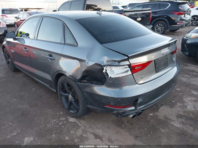 2016 AUDI A3 WAUA7GFF0G1019721 Photo 2