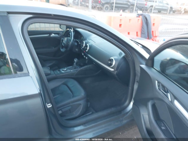 2016 AUDI A3 WAUA7GFF0G1019721 Photo 4
