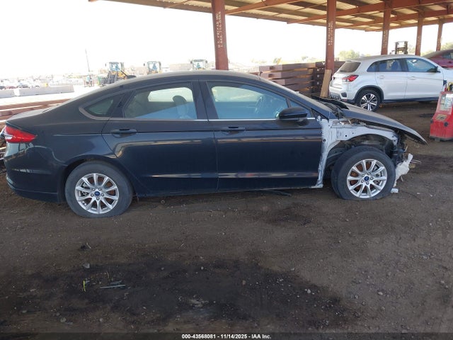 Ford FUSION S 2017 3FA6P0G70HR171874 Image 13
