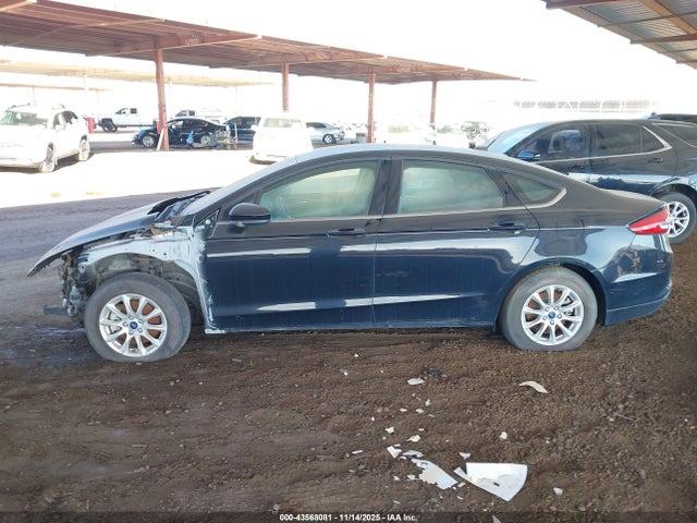 Ford FUSION S 2017 3FA6P0G70HR171874 Image 14