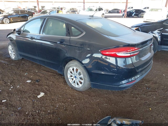 2017 FORD FUSION 3FA6P0G70HR171874 Photo 2