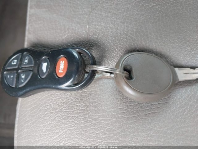 2003 CHRYSLER TOWN & COUNTRY 2C8GP64L63R108794 Photo 10