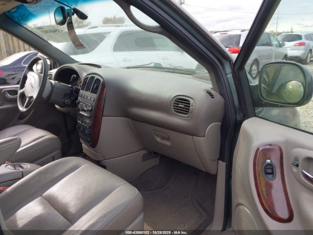 2003 CHRYSLER TOWN & COUNTRY 2C8GP64L63R108794 Photo 4