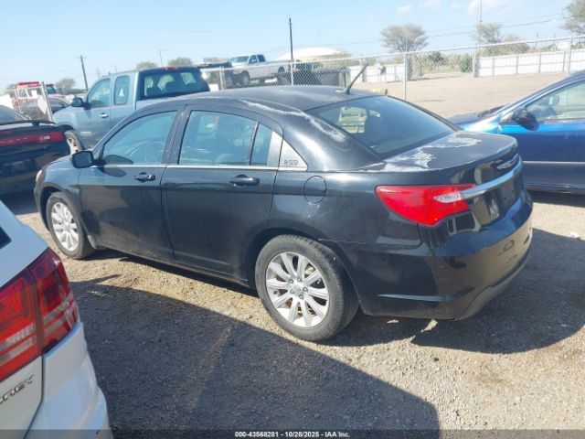 2012 CHRYSLER 200 1C3CCBBB5CN331070 Photo 2