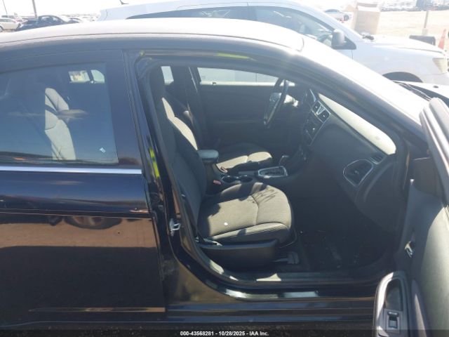 2012 CHRYSLER 200 1C3CCBBB5CN331070 Photo 4