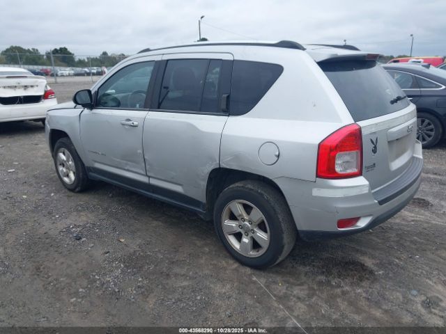 2013 JEEP COMPASS 1C4NJCBA2DD272770 Photo 2