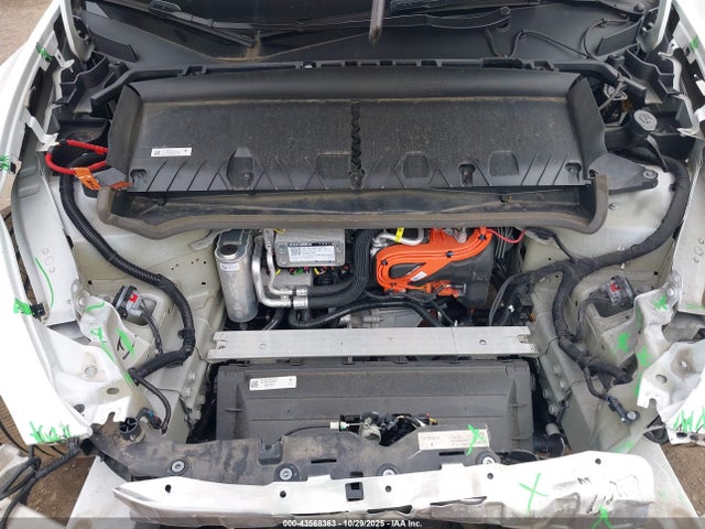 2024 TESLA MODEL Y 7SAYGDEEXRA286691 Photo 9