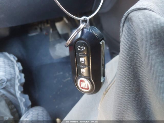 2015 FIAT 500E 3C3CFFGE5FT585707 Photo 10