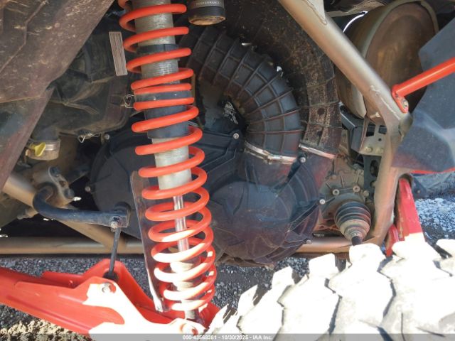 2022 CAN-AM MAVERICK X3 3JBVWAV45NE000521 Photo 8