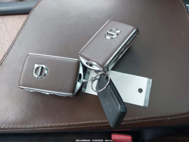 2019 VOLVO XC90 YV4A22PL1K1447912 Photo 10