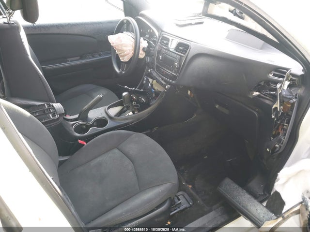 43568510 :رقم المزاد ، 1C3CCBAB1CN179936 vin ، 2012 Chrysler 200 Lx مزاد بيع