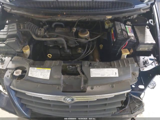 2005 CHRYSLER TOWN & COUNTRY 2C4GP54L05R101807 Photo 9