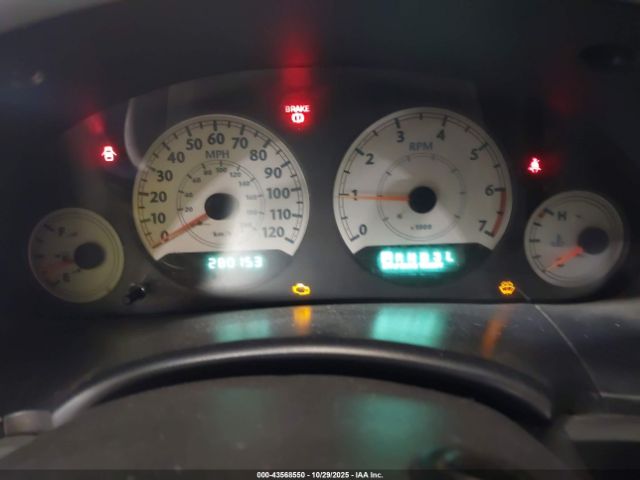 2005 CHRYSLER TOWN & COUNTRY 2C4GP54L05R101807 Photo 6