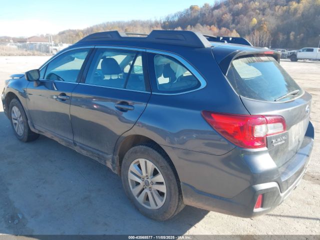 2019 SUBARU OUTBACK 4S4BSABC6K3275868 Photo 2