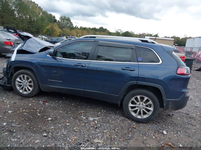 43568663 :رقم المزاد ، 1C4PJLCB8KD444295 vin ، 2019 Jeep Cherokee Latitude Fwd مزاد بيع