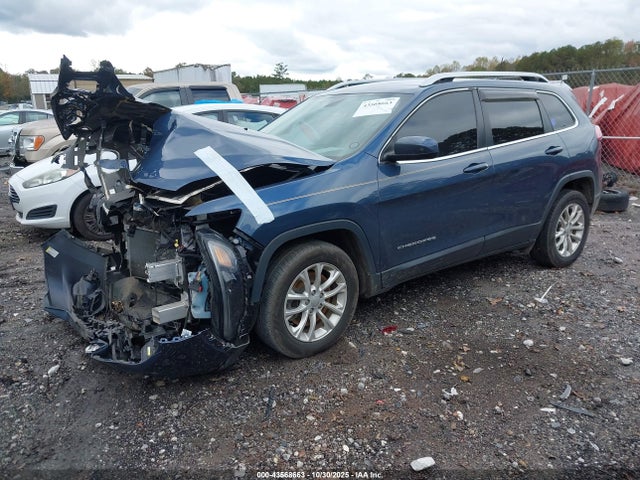 43568663 :رقم المزاد ، 1C4PJLCB8KD444295 vin ، 2019 Jeep Cherokee Latitude Fwd مزاد بيع
