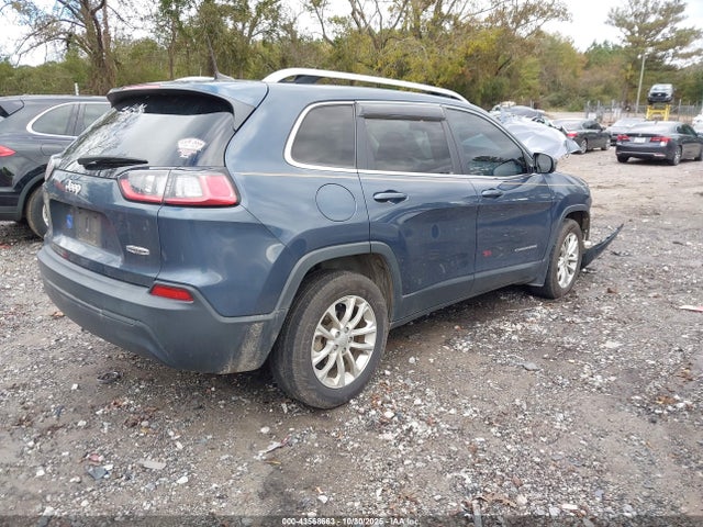 43568663 :رقم المزاد ، 1C4PJLCB8KD444295 vin ، 2019 Jeep Cherokee Latitude Fwd مزاد بيع