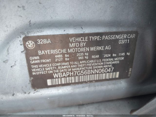 2011 BMW 328I WBAPH7G56BNN06047 Photo 8