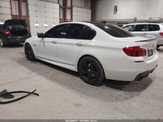 2015 BMW 550I WBAKP9C50FD979470 Photo 2