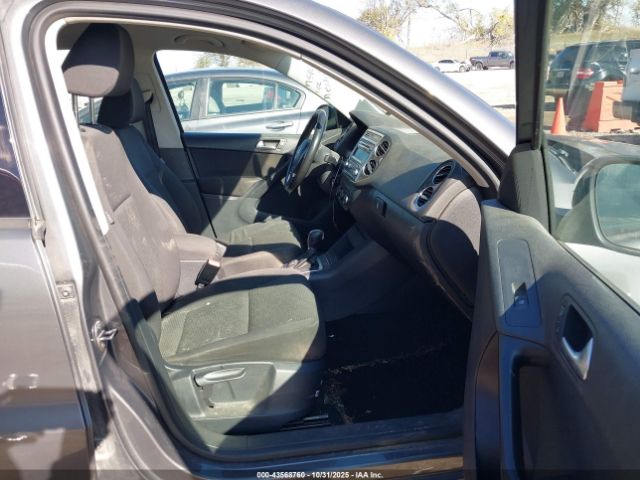 2014 VOLKSWAGEN TIGUAN WVGAV3AX3EW602393 Photo 4