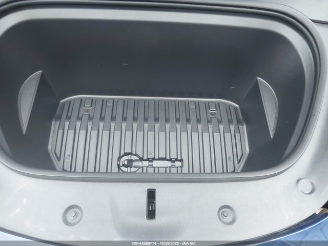 2023 TESLA MODEL Y 7SAYGDEEXPA094779 Photo 9