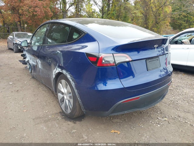 2023 TESLA MODEL Y 7SAYGDEEXPA094779 Photo 2