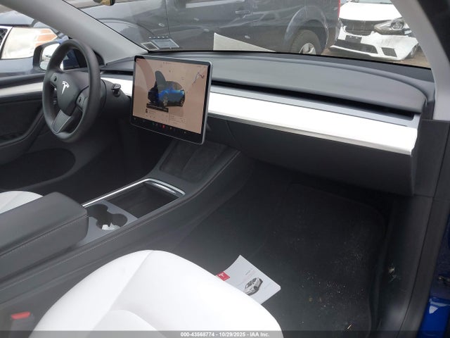 2023 TESLA MODEL Y 7SAYGDEEXPA094779 Photo 4