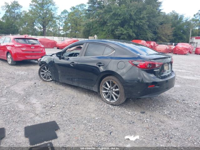 2018 MAZDA MAZDA3 3MZBN1V39JM160070 Photo 2