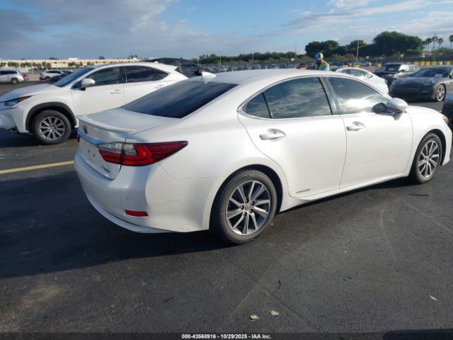 2016 LEXUS ES 300H JTHBW1GG2G2114532 Photo 3