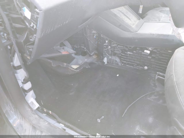 Продаж на аукціоні авто 2025 Tesla Model 3, vin: 5YJ3E1EA8SF047657, номер лоту: 43568943