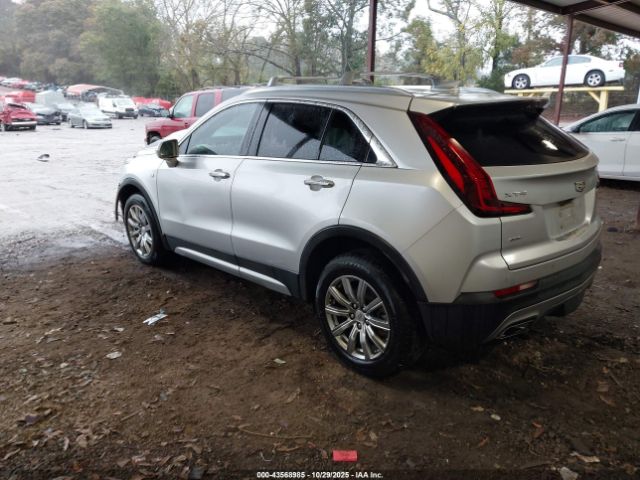2020 CADILLAC XT4 1GYFZDR45LF087225 Photo 2